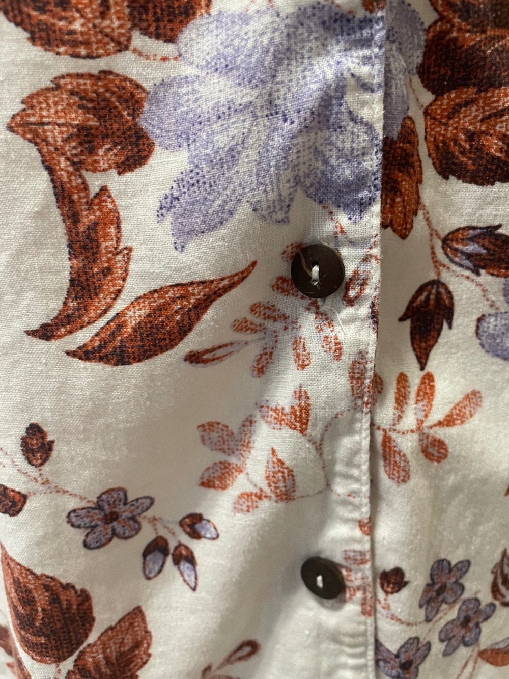 Linen Blend button down - Picture 2 of 2